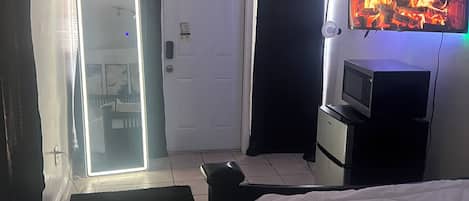 1 quarto, ferros/tábuas de passar roupa, Wi-Fi, roupa de cama