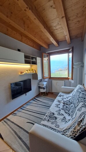 2 bedrooms, bed sheets - House of the stars (Lombardia)