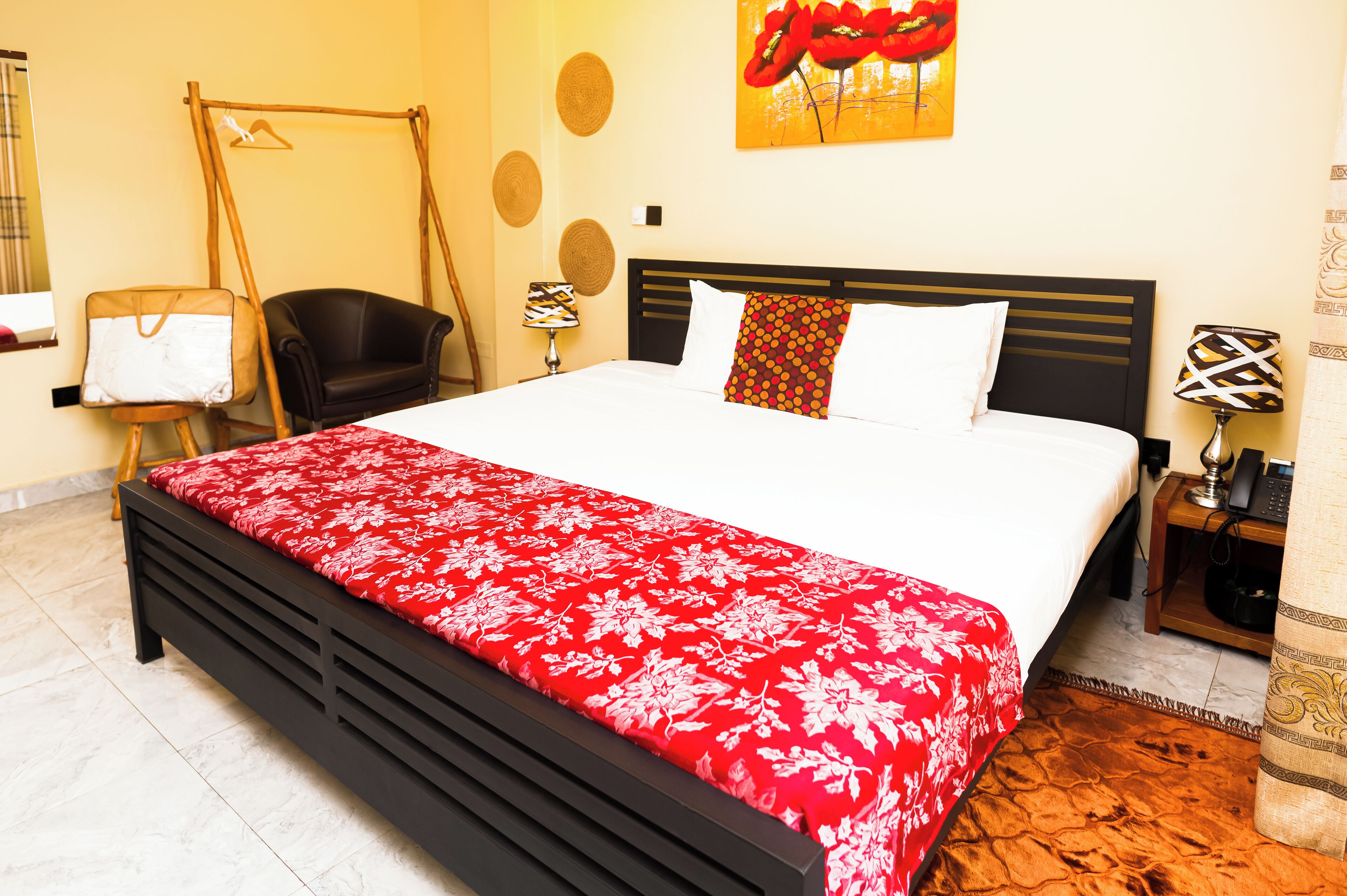 Habitación Deluxe, balcón, vistas a la montaña | Escritorio, espacio para trabajar con un portátil, wifi gratis