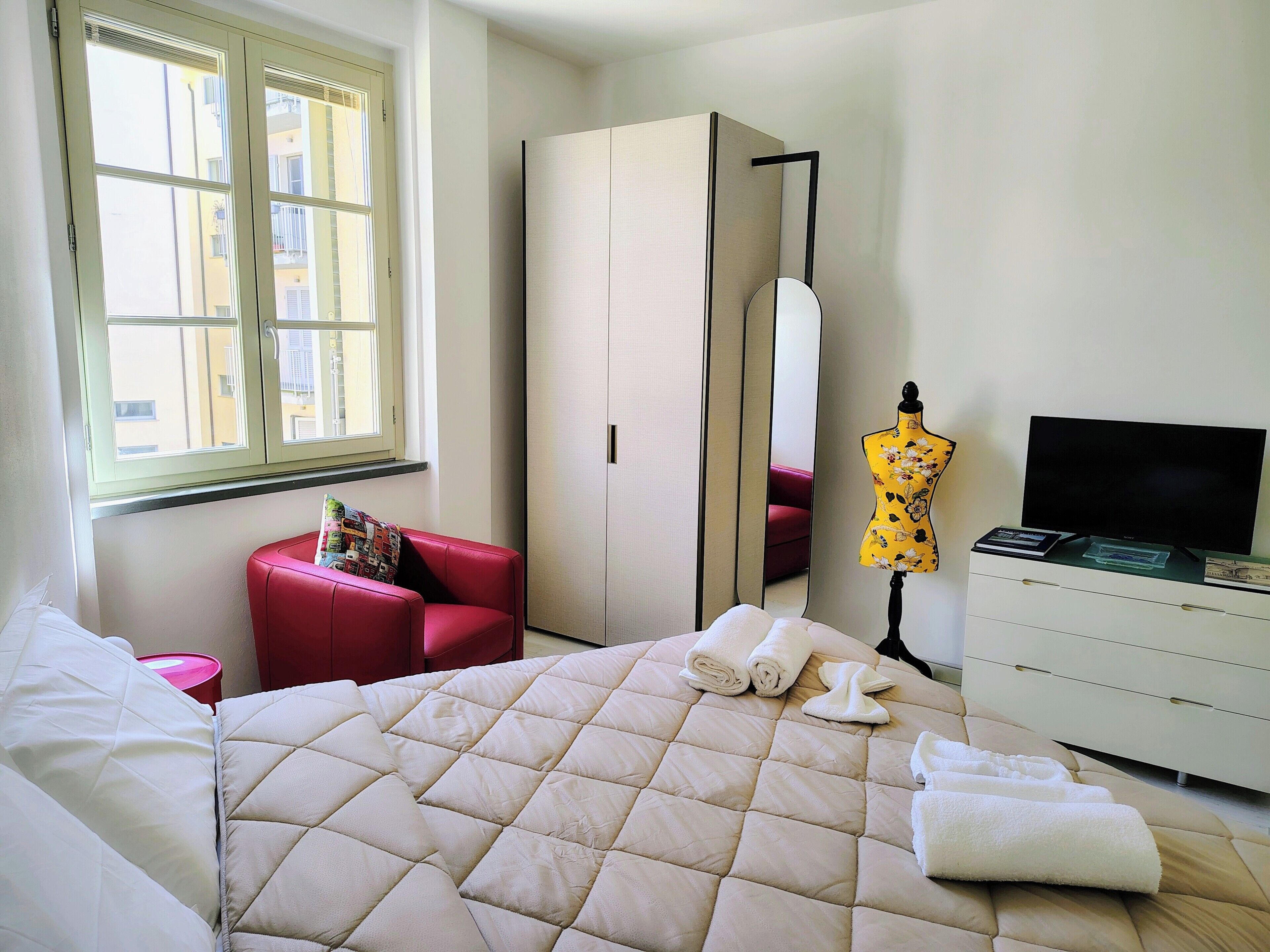 1 bedroom, iron/ironing board, travel crib, free WiFi