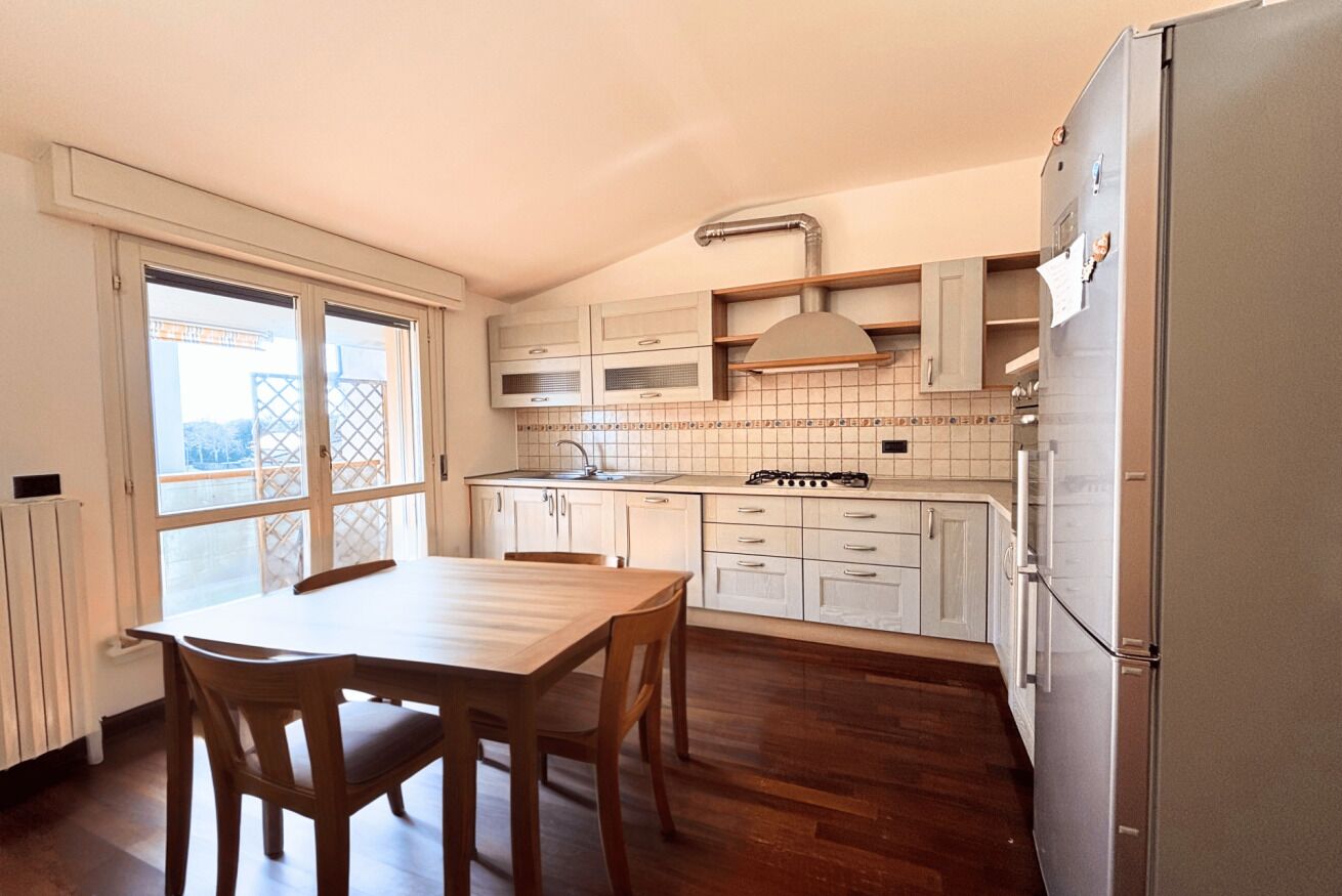 Kühlschrank, Geschirrspüler