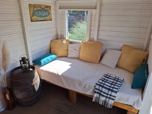 Unclassified image, 3 of 20, button - Holiday Home “L’échappée Belle” with Wi-Fi (Fresne-Cauverville)