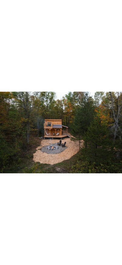 Addys cabin in the trees