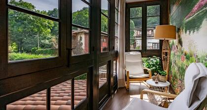 Holiday Home 'El Reinazu' with Mountain Views, Private Terrace and Wi-Fi