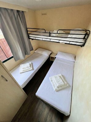 2 bedrooms, WiFi, bed sheets, wheelchair access - Gargano Private Experience in the Heart of the Gargano - Nature & Sea (Villaggio Moresco Basso)