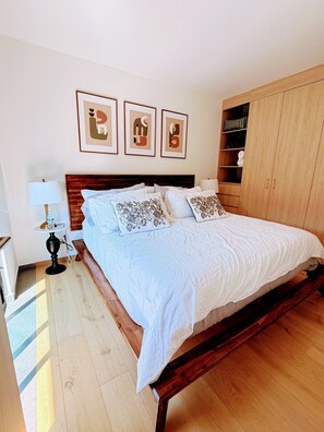 1 Schlafzimmer, Bügeleisen/Bügelbrett, kostenloses WLAN, Bettwäsche