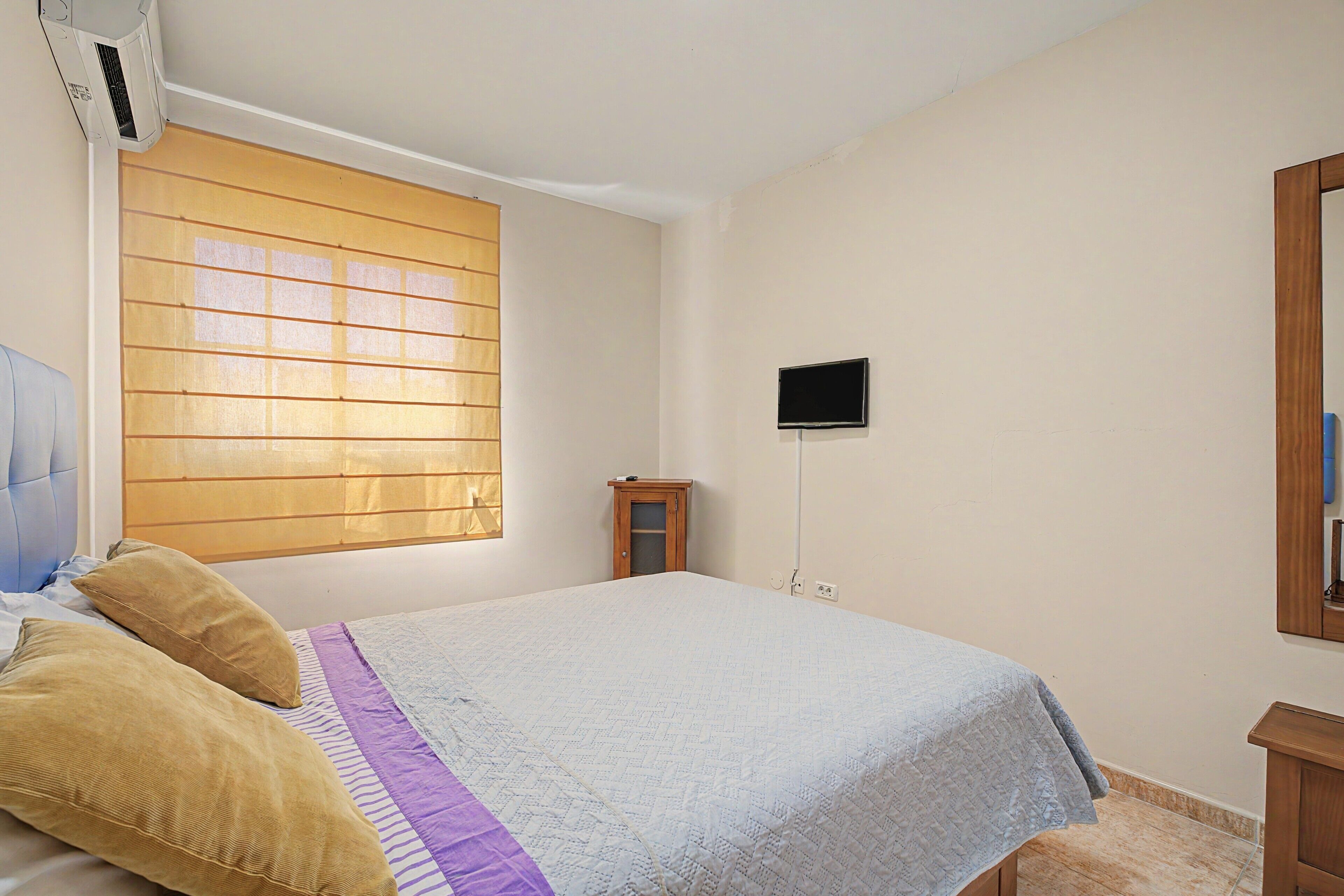 2 dormitorios, tabla de planchar con plancha, wifi y ropa de cama
