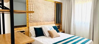 Adria Suite Apartments 