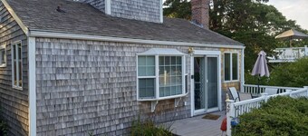 Wonderful 2-bedroom cottage with AC and Heat in charming Orleans, MA!