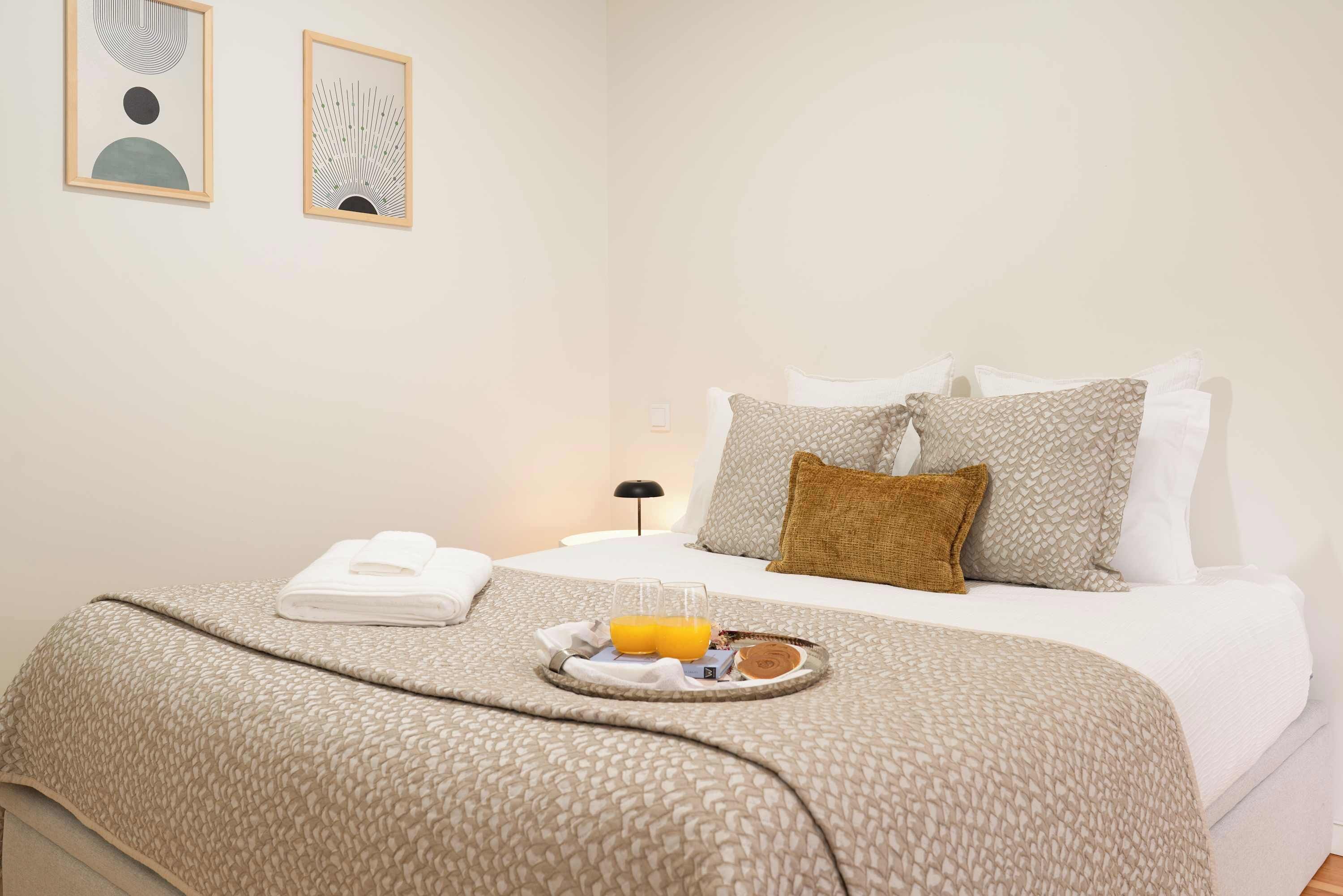 1 bedroom, iron/ironing board, travel crib, WiFi