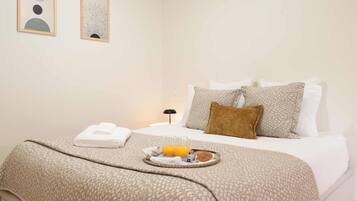 1 bedroom, iron/ironing board, travel crib, WiFi