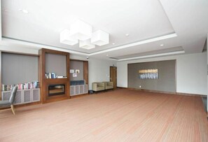 Interior - PlanURstay - Amazing 2BR & 2BTH - Near Square One Mall-125 (Mississauga)