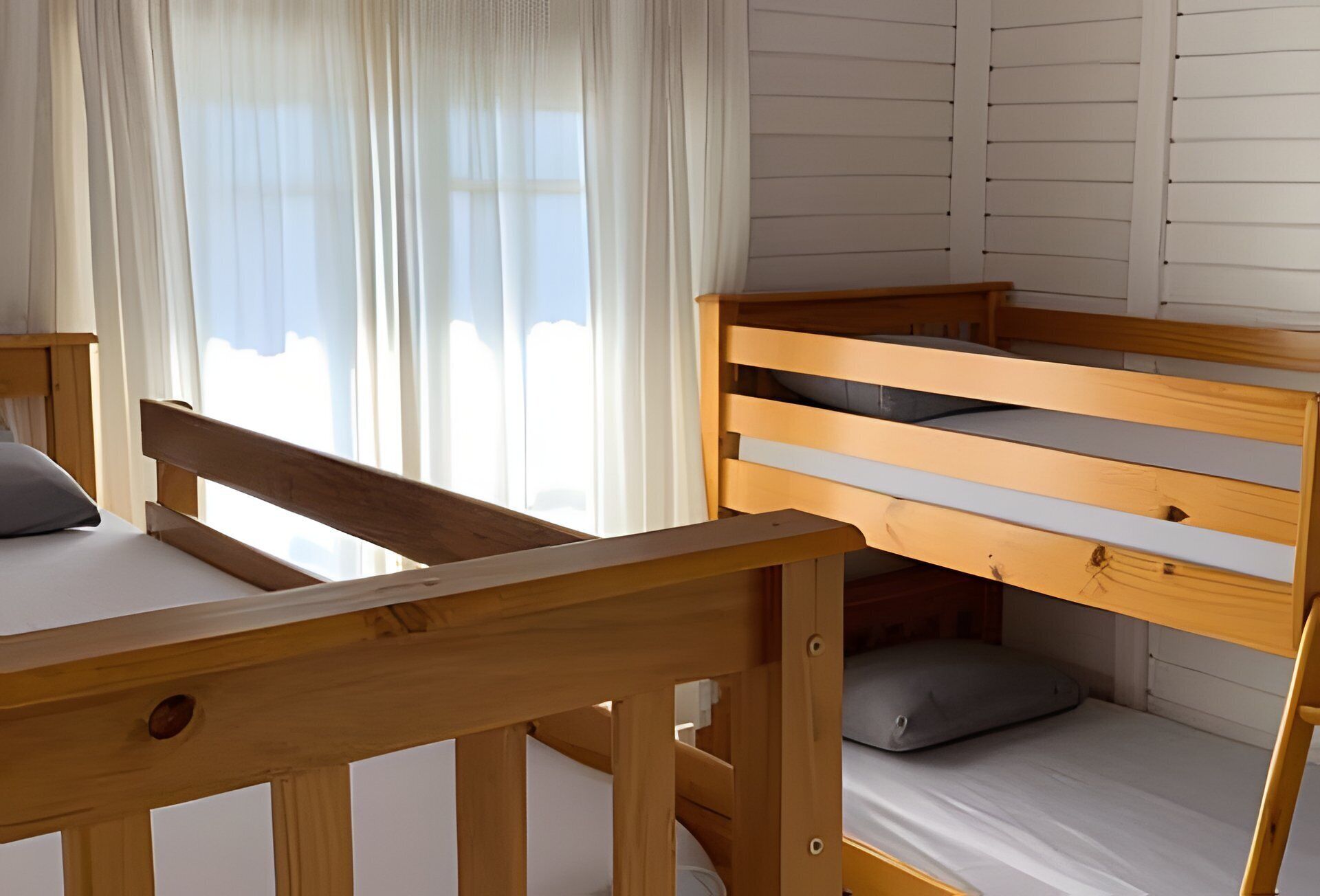 Comfort Single Room | Premium bedding, free WiFi, bed sheets