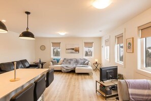 Interior - Modern Condo at The Churchill (Hunter River)
