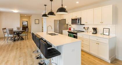 Modern Condo at The Churchill