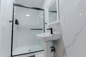 Shower, hair dryer, towels, soap - Paradise by the Gulf ~ Unit A ~ 460 steps to the beach - private swim spa home. (Indian Rocks Beach)