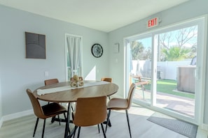 Dining - Paradise by the Gulf ~ Unit A ~ 460 steps to the beach - private swim spa home. (Indian Rocks Beach)