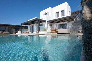 Seasonal outdoor pool - KK Mykonos Village (Mykonos)