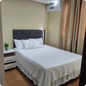 Uklassifisert bilde, 3 av 8, knapp