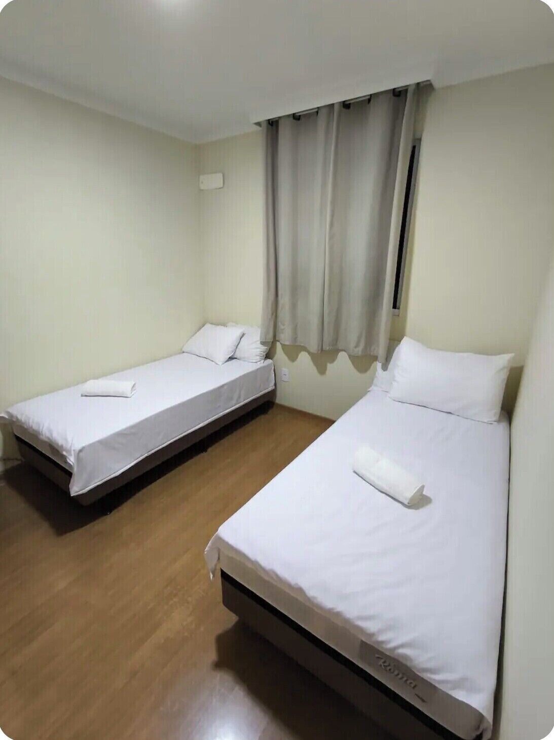 2 chambres, fer et planche à repasser, accès Internet, draps fournis