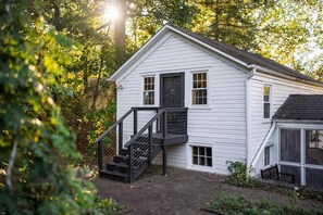 House | 4 bedrooms, Internet - Historic Canal Home on Nature Preserve (Princeton)