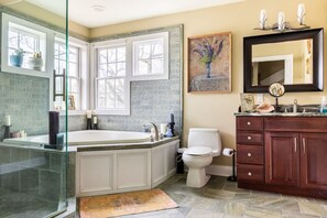 House - Unique Luxury Central Historic Landmark Home (Lambertville)