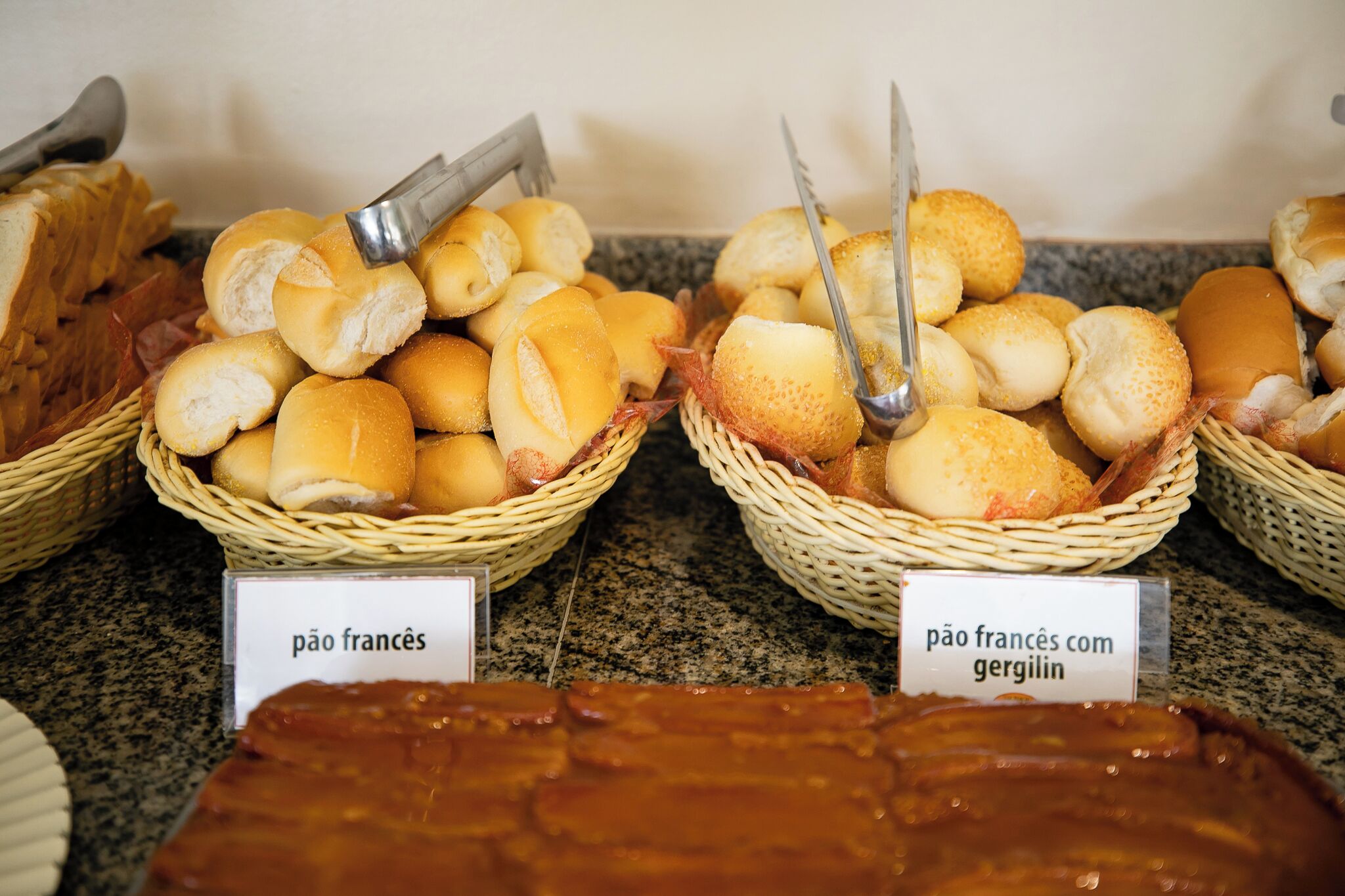 Kahden hengen economy-huone, rantanäköala | Aamiaisateria | Ilmainen päivittäinen buffetaamiainen 