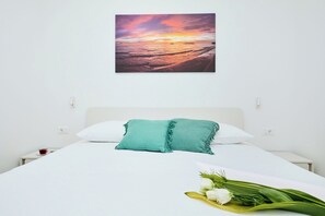 Villa (4 Bedrooms) | 4 bedrooms, iron/ironing board, bed sheets - Hedera Estate, House Hedera III (Dubrovnik)