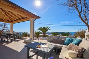 Outdoor dining - Hedera Estate, House Hedera III (Dubrovnik)