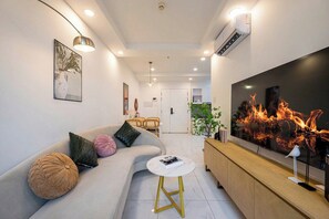 Unclassified image, 3 of 7, button - Royalites Vinhomes Metropolis Hanoi (Ba Dinh)