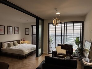 Unclassified image, 3 of 7, button - Royalites Vinhomes Metropolis Hanoi (Ba Dinh)