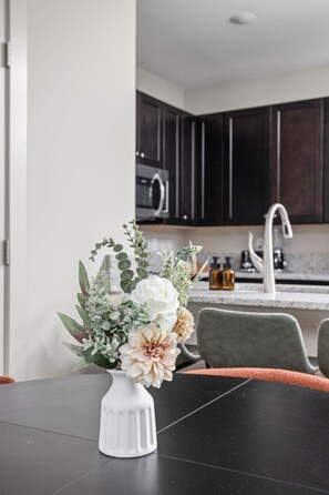 Interior - The Flow - Wellness Retreat Near Downtown (Indianapolis)