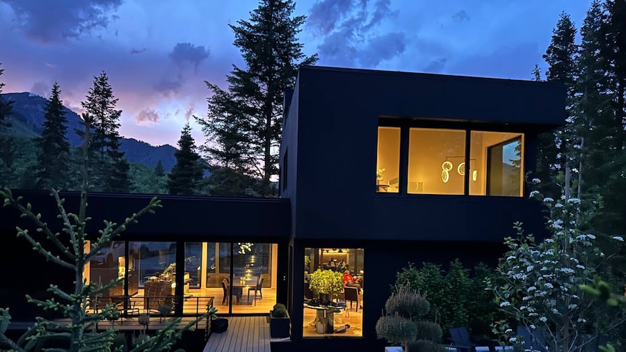 Luxury Modern Mountain Home