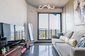 Nicht klassifiziertes Bild, 2 von 38, Schaltfläche