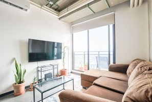 Unclassified image, 3 of 32, button - ¡Moderno y Amplio! / Gym / 5 personas (Monterrey)