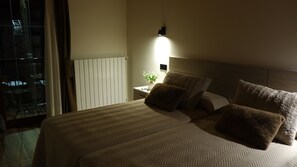 컴포트 아파트, 발코니, 산 전망