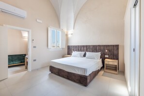 1 chambre, fer et planche à repasser, lit parapluie, Wi-Fi gratuit