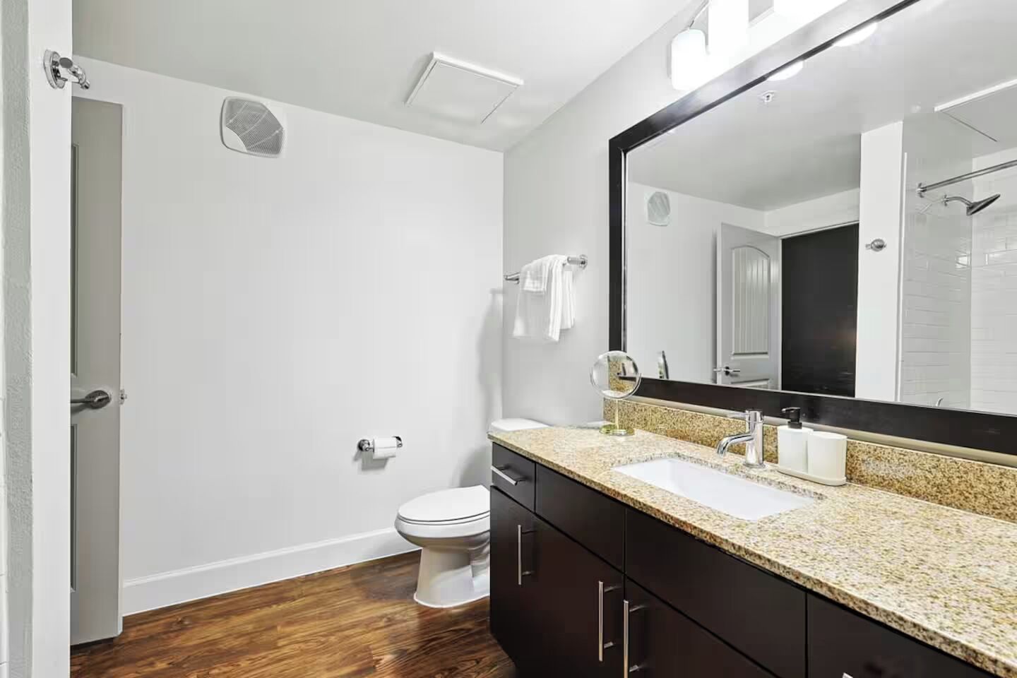 Apartamento | Banheiro