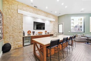 Apartment | Interior - Lux 1B1B with Pool Near Legacy West (Frisco)