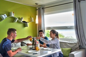 Dining - Cap - Privilège 3 Spa - 6p (Plouézec)