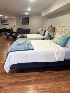 Unclassified image, 4 of 14, button - Red Rock Retreat Cozy Private Studio (Gallup)