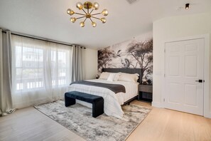 3 bedrooms, desk, free WiFi, bed sheets - Birds of Paradise: Relaxing Coastal Escape (New Smyrna Beach)