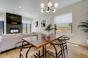 Dining - VRBO Oasis in RiNo with Rooftop Hot Tub (Denver)