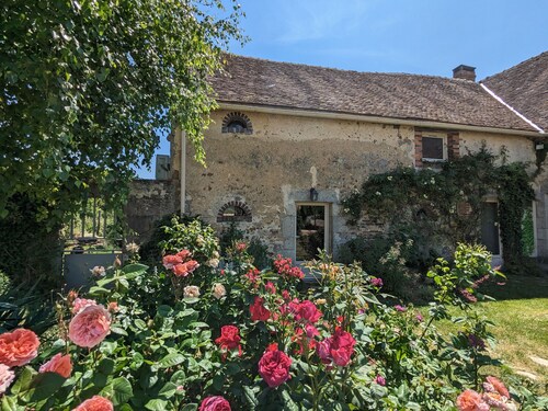 Charming country house with garden - 7 guests