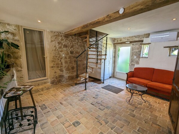 Unclassified image, 1 of 29, button - Charming country house with garden - 7 guests (Courtemaux)