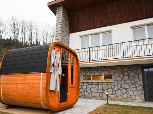 Séjour Mid-Century au Val-d'Ajol avec Parking et Animaux Bienvenus