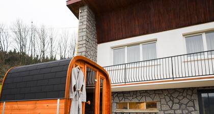 Séjour Mid-Century au Val-d'Ajol avec Parking et Animaux Bienvenus