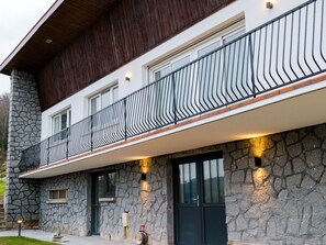 Exterior detail - Mid-Century Stay in Val-d'Ajol with Parking and Pets Welcome (Le Val-d'Ajol)