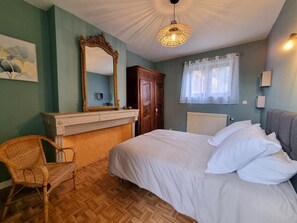 5 habitaciones y wifi gratis 