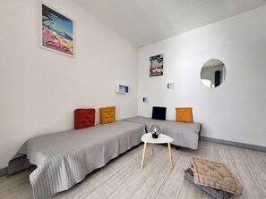 Interior - Studio with stunning sea view - 2 guests (Saint-Cyr-sur-Mer)